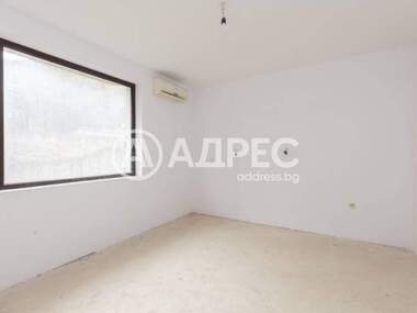 Продажба - Апартамент в Траката,  Варна