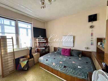 For sale - Apartment in Dobrudjanski,  Shumen