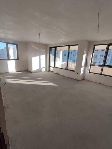 Satış - Apartman olarak Jeleznik-centar,  Stara Zagora