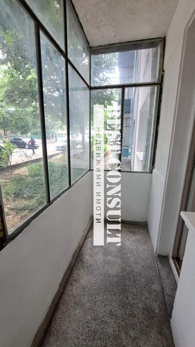Închiriere - Apartament în Zdraveț,  Ruse