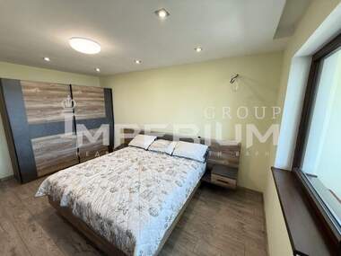 Închiriere - Apartament în Kazașko,  Varna