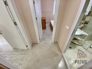 Închiriere - Apartament în Lazur,  Burgas