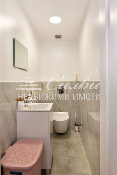 For sale - Apartment in Vtori korpus,  Shumen