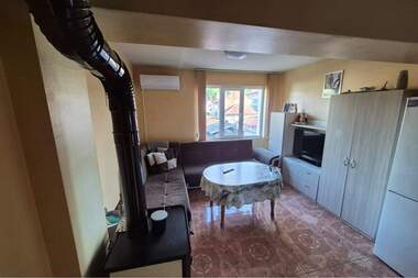 Vânzare - Apartament în Rodina 2,  Ruse