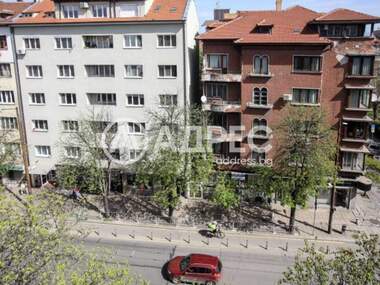 Verkauf - Wohnung in Center,  Sovia