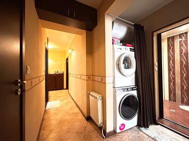 Vânzare - Apartament în Bazar Levski,  Varna