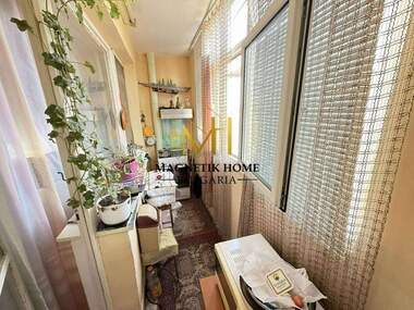 Vânzare - Apartament în Atia,  Burgas