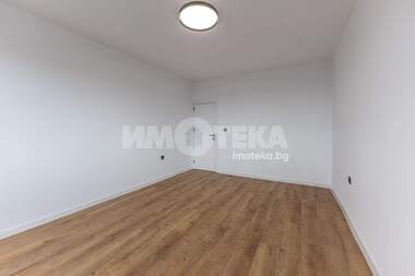 For sale - Apartment in Vazrajdane 2,  Varna