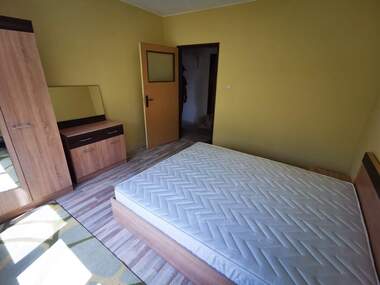 Închiriere - Apartament în Izgrev,  Burgas