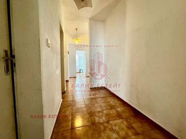 For sale - Apartment in Center,  Dobrich
