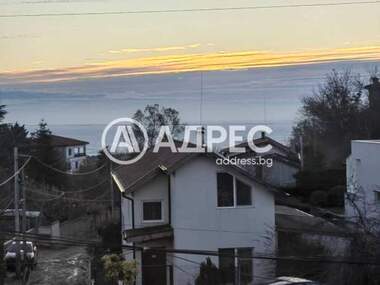 Наем - Апартамент в Траката,  Варна