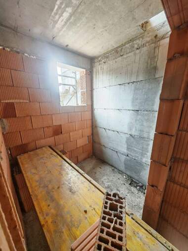 Vânzare - Apartament în Lozeneț,  Burgas