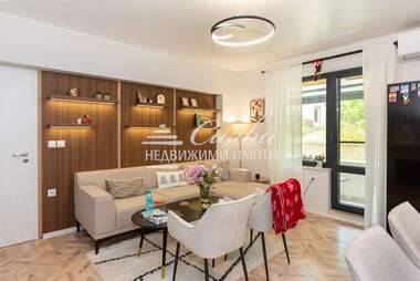 For sale - Apartment in Vtori korpus,  Shumen