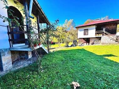 Vânzare - Casă în Aprilți,  Lovece