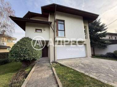Miete - Haus in Mladost-4,  Sovia