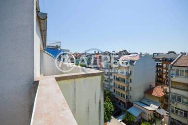 Verkauf - Wohnung in Wazrajdane,  Burgas