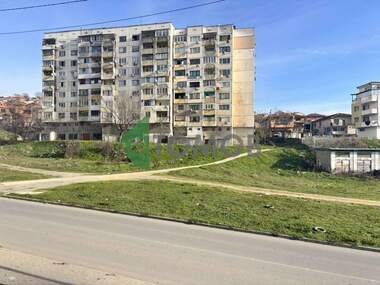 Vânzare - Teren de construcții în Tri ceuceura-sever,  Stara Zagora