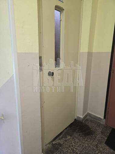 Продажба - Апартамент в Младост 1,  Варна