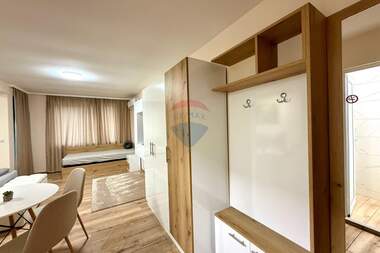 For sale - Apartment in Centеr,  Veliko Tarnovo