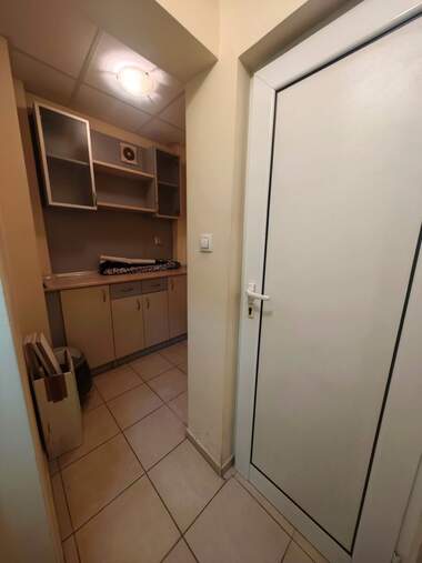 Продажба - Офис в Лятно кино Тракия,  Варна