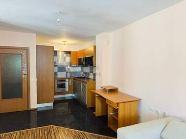 Verkauf - Wohnung in Wazrajdane,  Burgas