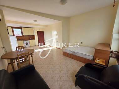 Vânzare - Apartament în Țentăr,  Kărdjali