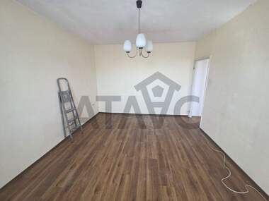 Verkauf - Wohnung in Mladejki halm,  Plowdiw