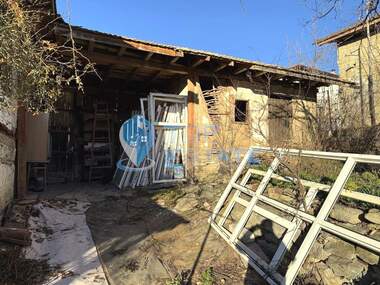Продажба - Къща в Малки Чифлик,  Велико Търново