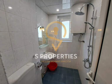 Vânzare - Apartament în Center,  Varna