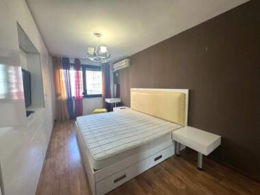 Vânzare - Apartament în Văzrajdane,  Burgas