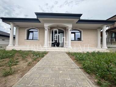 Продажба - Къща в Брестник,  Пловдив