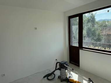For sale - House in Saedinenie,  Stara Zagora