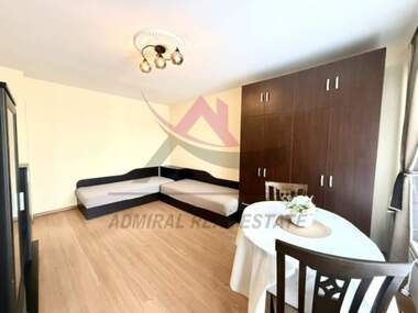 Kira - Apartman olarak Mladost 1,  Varna