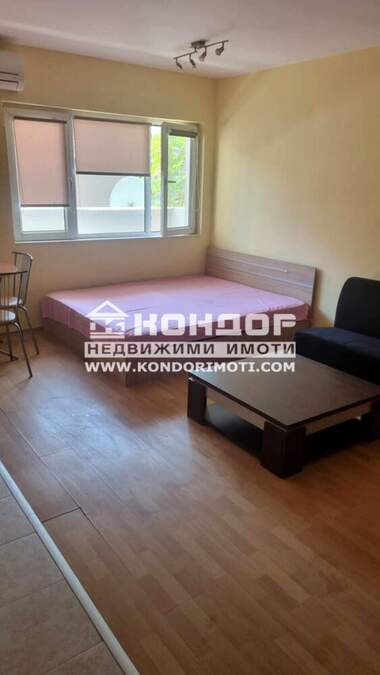 Vânzare - Apartament în Kărșiaka,  Plovdiv