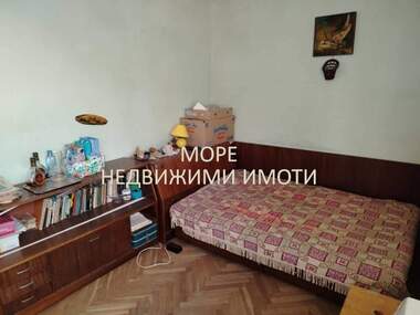 Продажа - Квартира в Айтос,  Бургас