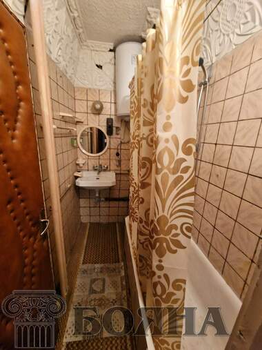 Închiriere - Apartament în Văzrajdane,  Ruse