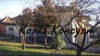 For sale - House in Promishlena zona-Iug,  Haskovo