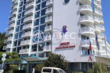 Продажба - Апартамент в Златни Пясъци,  Варна