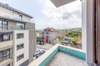 Vânzare - Apartament în Izgrev,  Varna