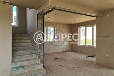 For sale - House in Borovec - Iug,  Varna