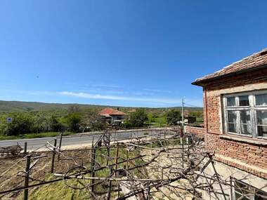 For sale - House in Banya,  Burgas