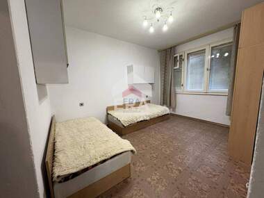 Verkauf - Etage von Haus in Zentar,  Weliko Tarnowo