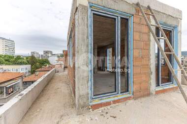 For sale - Apartment in Cveten kvartal,  Varna