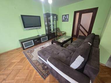 Miete - Wohnung in Wazrajdane,  Burgas