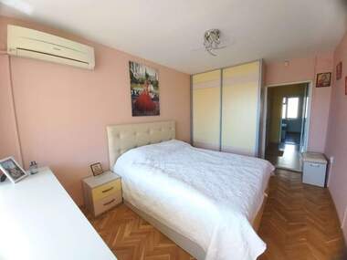 Verkauf - Wohnung in Pazara,  Schumen
