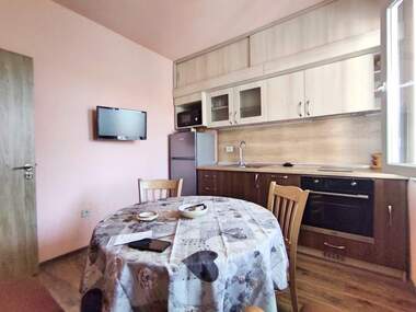 Închiriere - Apartament în Țentăr,  Burgas