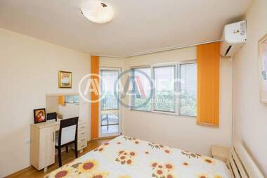 For sale - Apartment in k.k. Chayka,  Varna