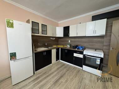 Miete - Wohnung in Izgrew,  Burgas