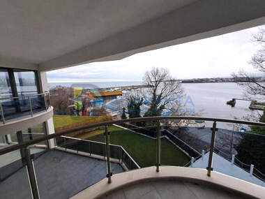 Vânzare - Apartament în Țarevo,  Burgas