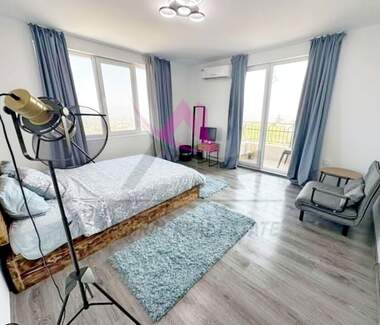 Miete - Wohnung in Wazrajdane 3,  Warna